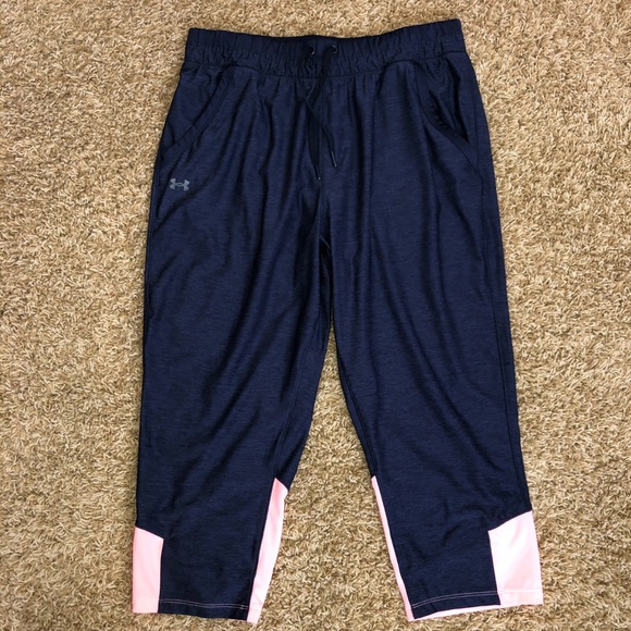 Under Armour Pants - Under Armour Crop Mesh Loose Train Pant Size M GUC